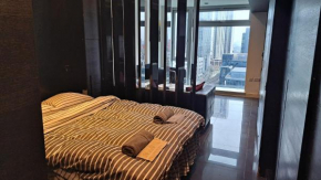 Luxury studio flat in Canary wharf